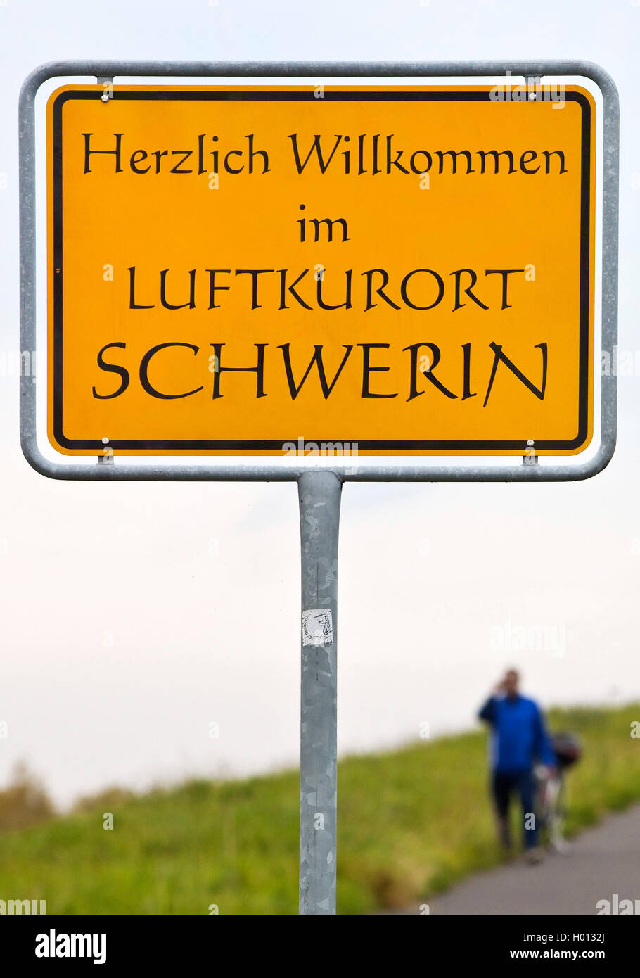 humorous place name sign 'welcome to Scherin health resort', Germany, North Rhine-Westphalia, Ruhr Area, Castrop-Rauxel Stock Photo