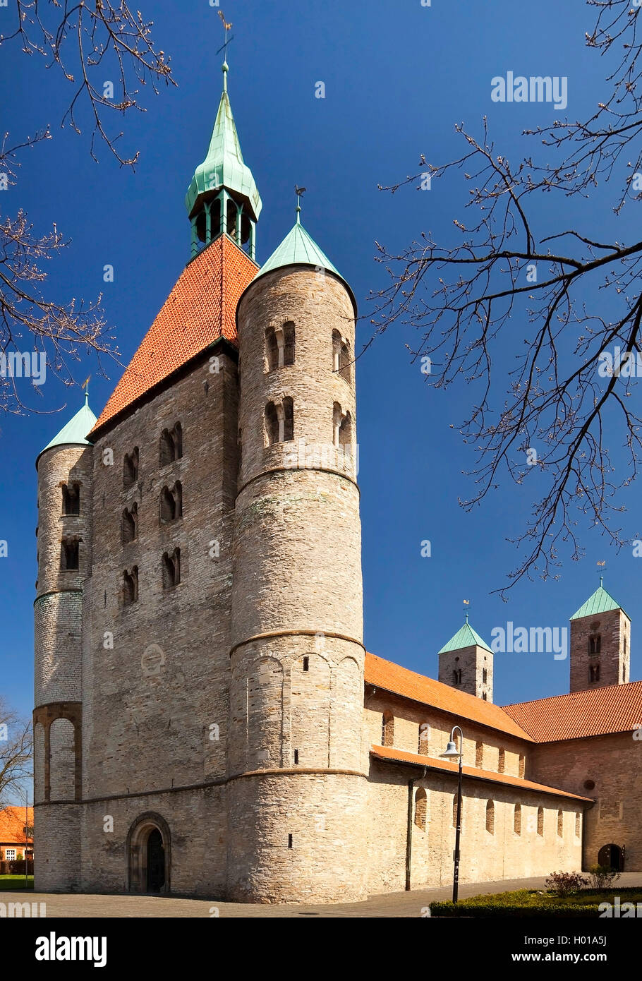 Westwerk der Stiftskirche St. Bonifatius in WarendorfFreckenhorst