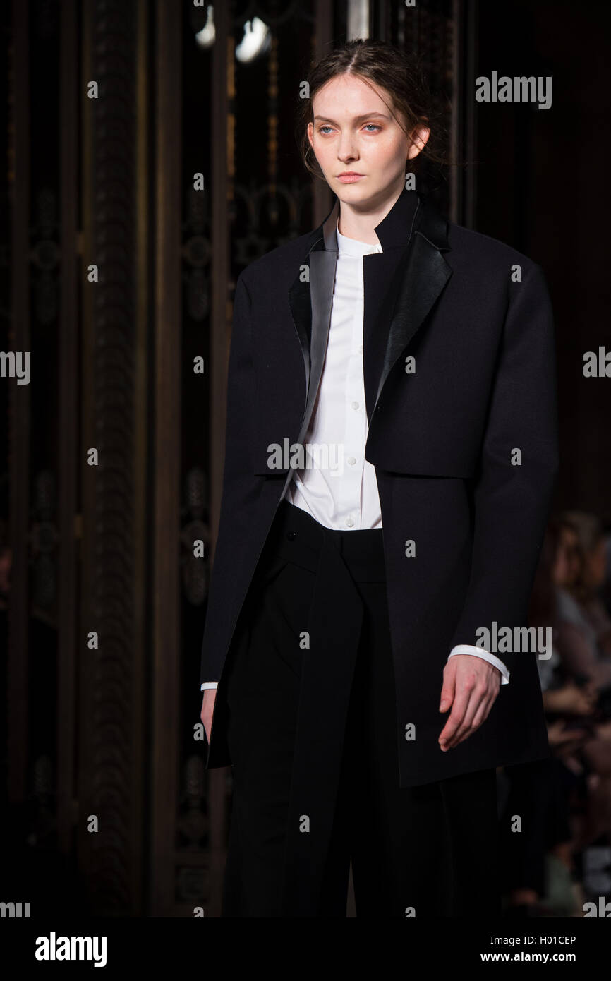 A model on the catwalk during the JWL Spring/ Summer 2017 London Fashion Week show at Freemasons Hall, London. Stock Photo