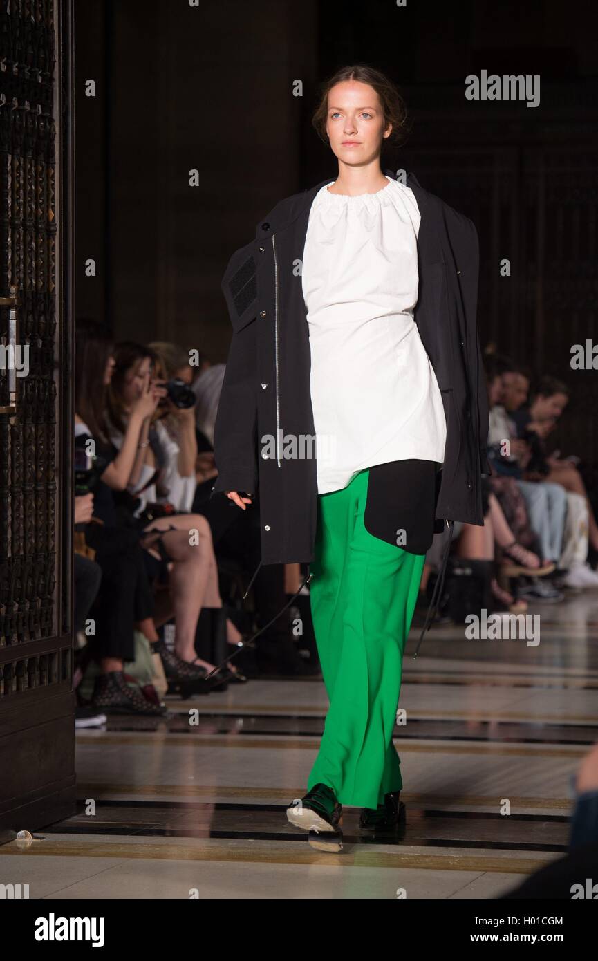 A model on the catwalk during the JWL Spring/ Summer 2017 London Fashion Week show at Freemasons Hall, London. Stock Photo