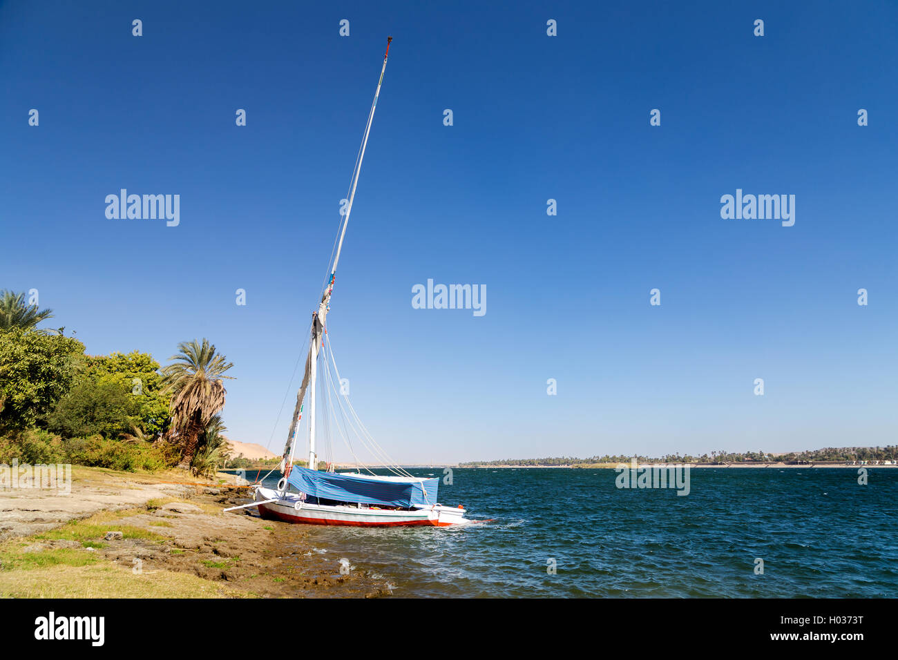 Traditional Wooden Sailing Boat Stock Photos &amp; Traditional ...