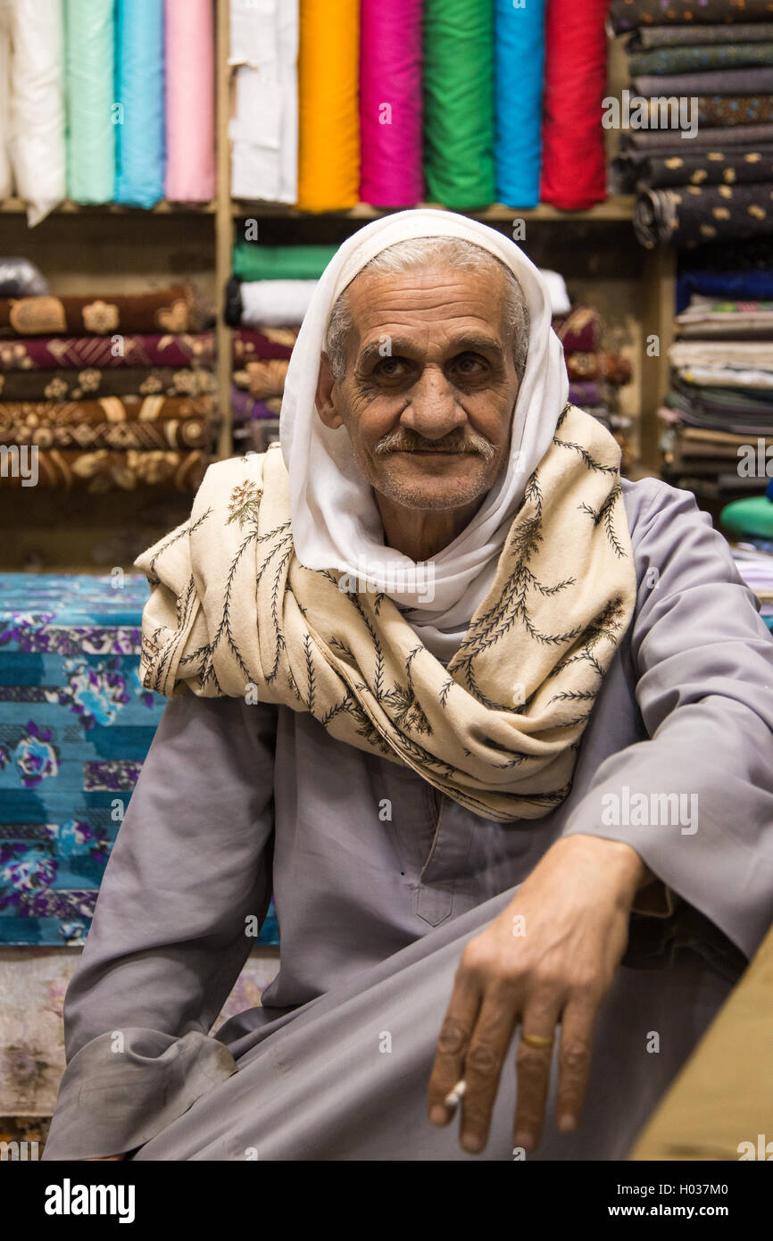 Souvenir luxor egypt hi-res stock photography and images - Alamy