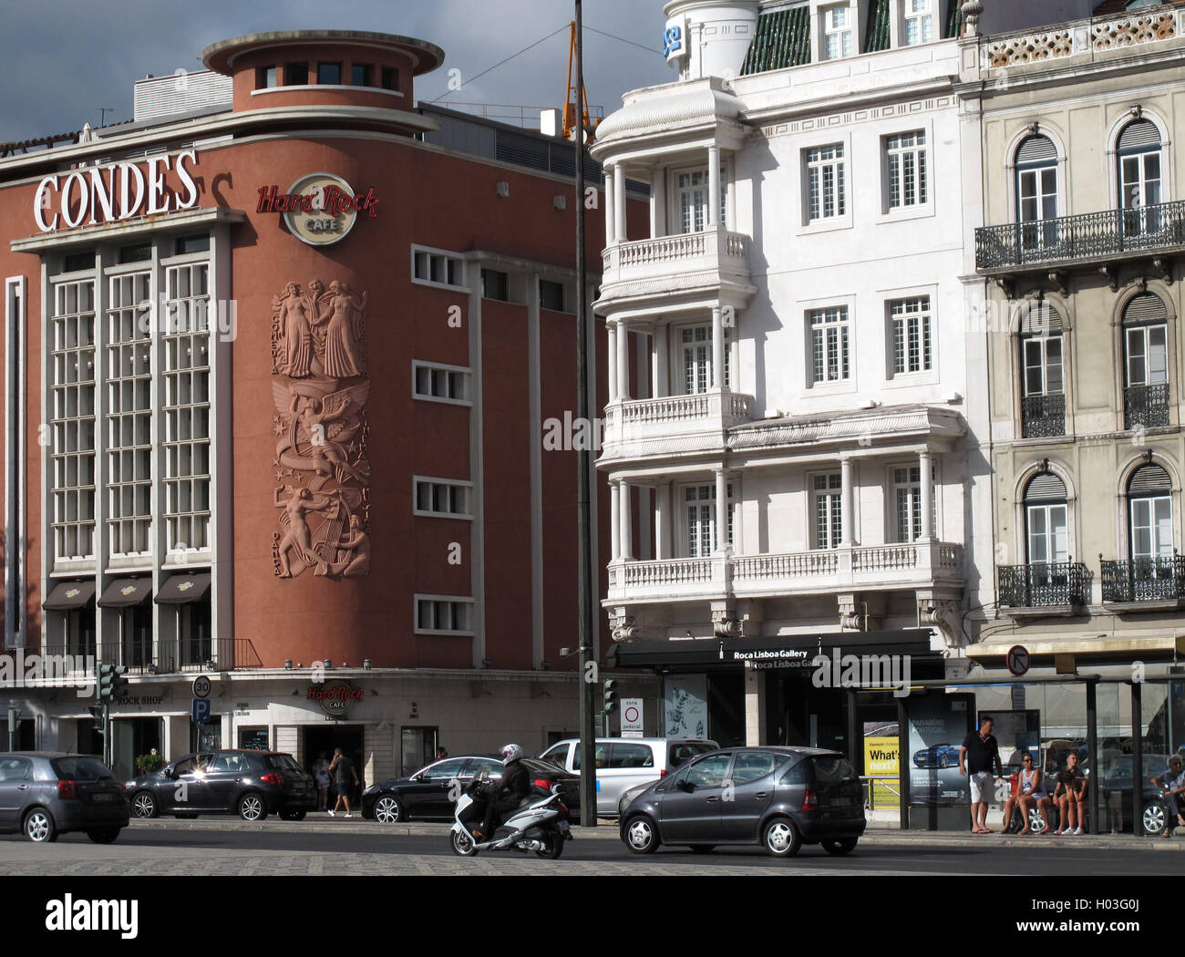 Hard Rock cafe, old cinema Condes and Roca Lisboa Gallery, Av. da