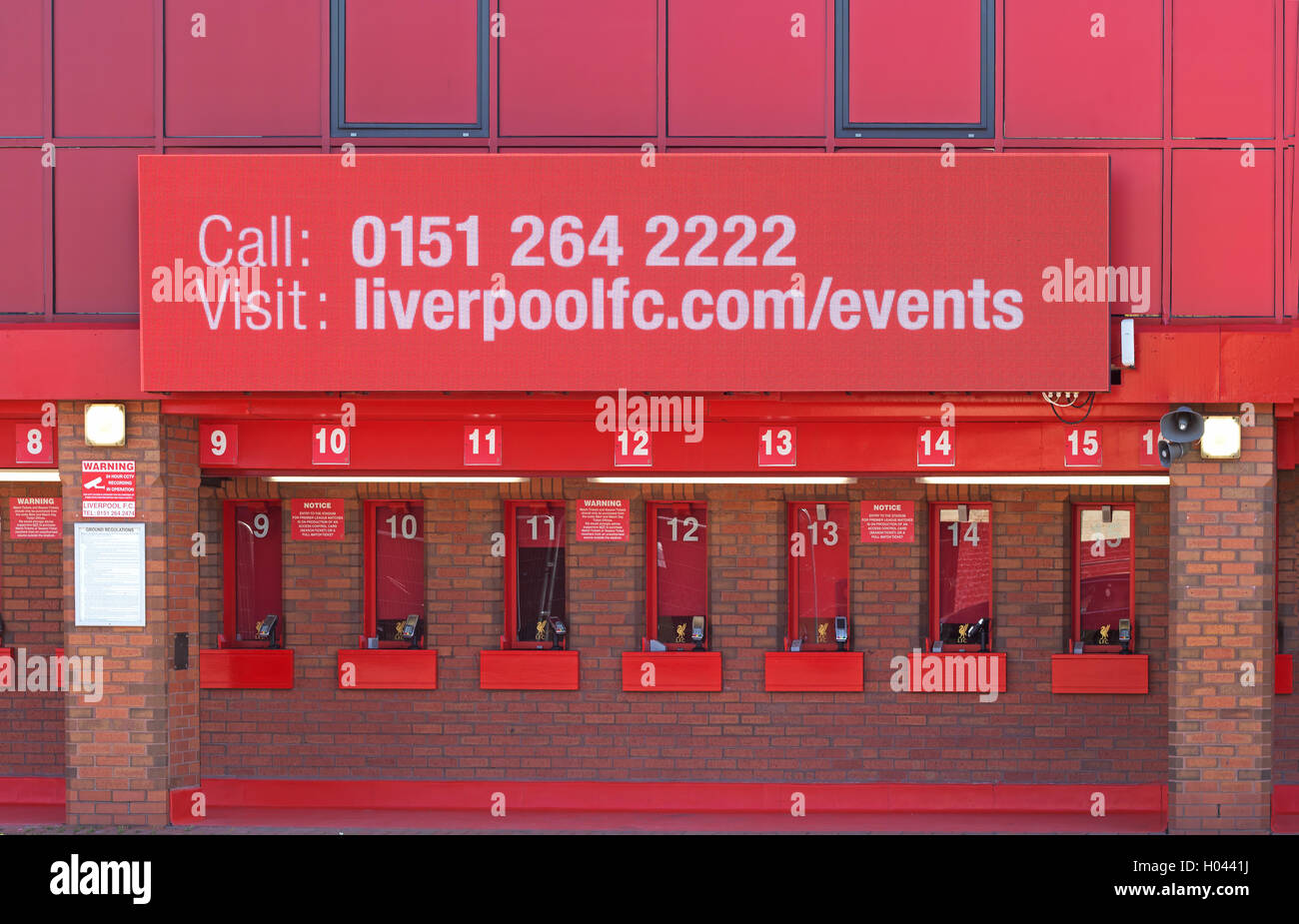 LIVERPOOL UK. 17TH SEPTEMBER 2016. The ticket office at Liverpool Football  Club stadium Kop end Stock Photo - Alamy