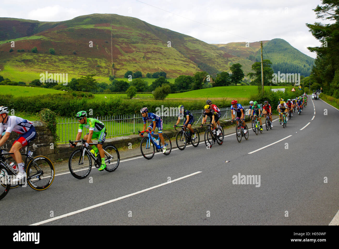 british cycling group riding