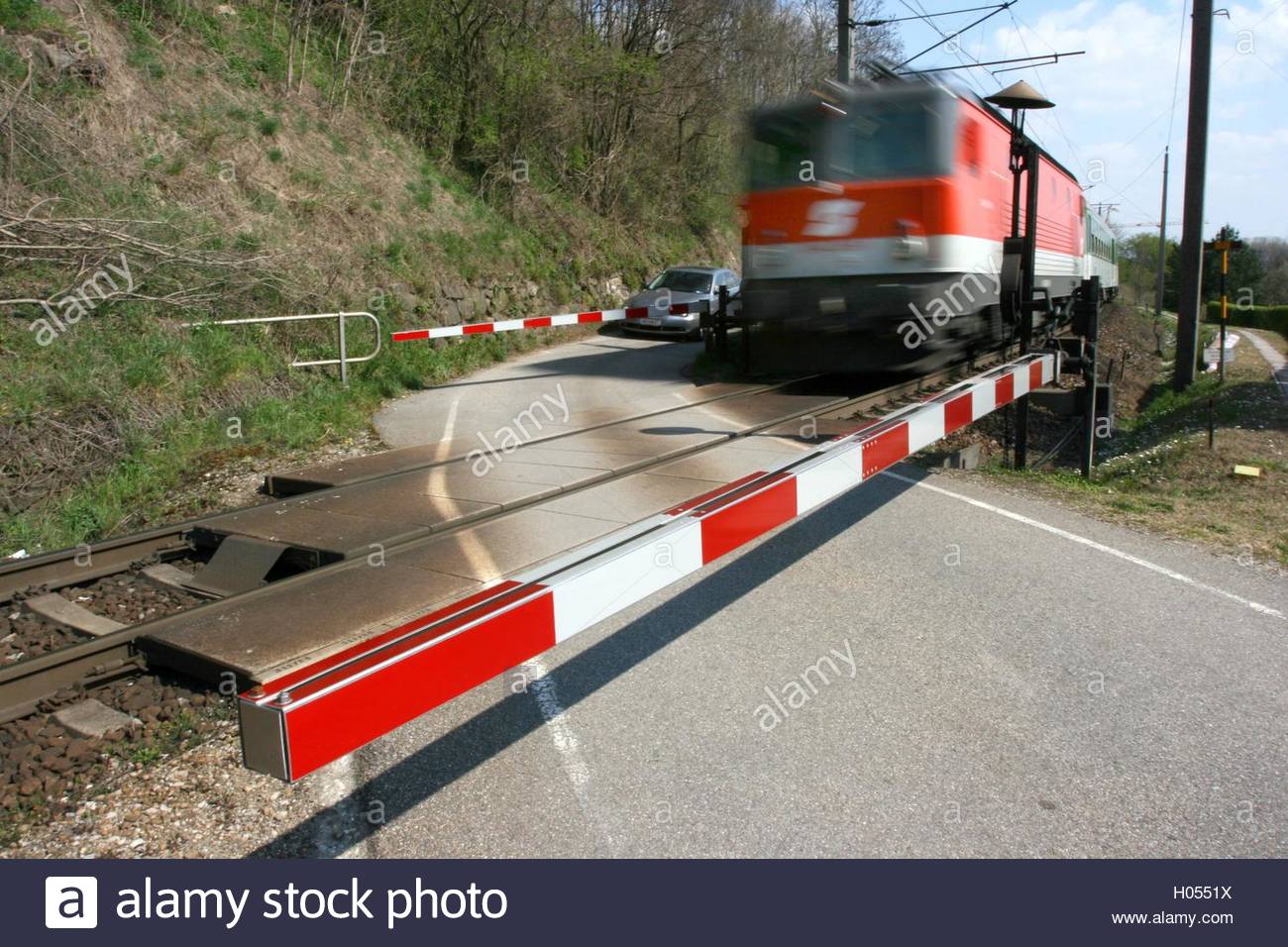 Bahnschranke Stock Photos & Bahnschranke Stock Images - Alamy