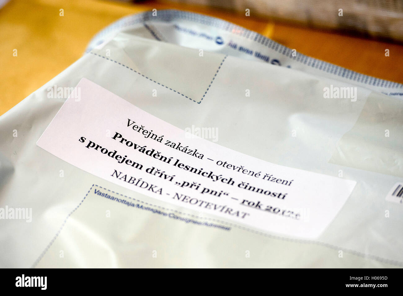 Bids and tenders hires stock photography and images Alamy