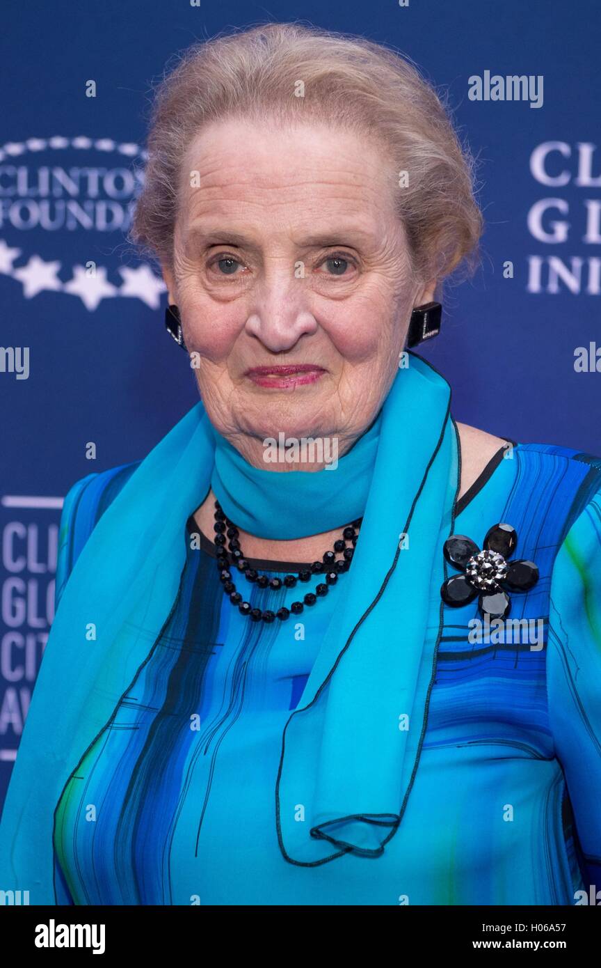 New York, NY, USA. 19th Sep, 2016. Madeline Albright at arrivals for 10th Annual Clinton Global Citizen Awards, Sheraton New York Times Square Hotel, New York, NY September 19, 2016. Credit:  Steven Ferdman/Everett Collection/Alamy Live News Stock Photo
