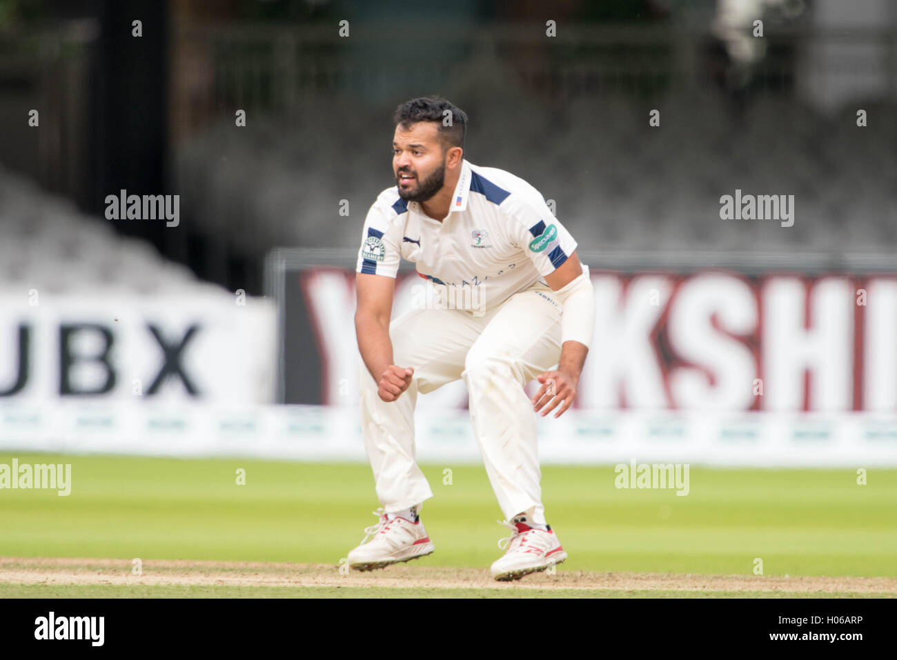 London, UK. 20th Sep, 2016. Yorkshire bowler Azeem Rafiq bowls during day one of the Specsavers County Championship Division One match between Middlesex and Yorkshire at Lords on September 20, 2016 in London, England Credit:  Michael Jamison/Alamy Live News Stock Photo