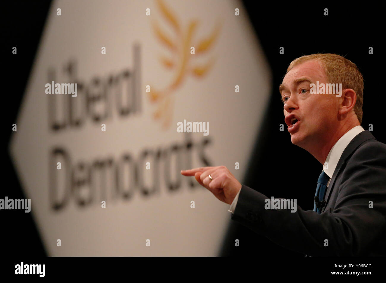 Brighton, UK. 20th Sep, 2016. Tim Farron, Party Leader gives his keynote speech during the Liberal Democrats Autumn Conference at Brighton, UK, Tuesday September 20, 2016.       Credit:  Luke MacGregor/Alamy Live News Stock Photo