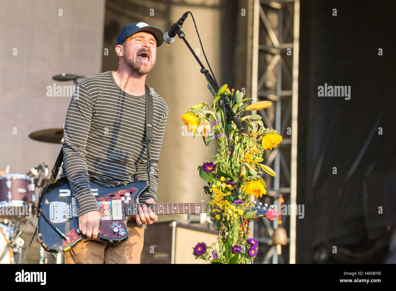 Chicago, Illinois, USA. 17th Sep, 2016. JESSE LACEY of Brand New