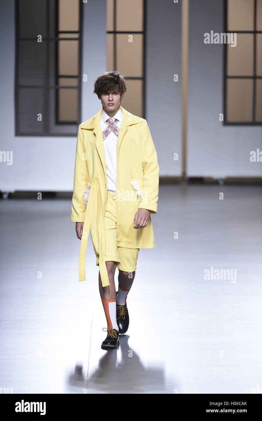 A model wears at collection runway a creation from Habey during Samsung ...