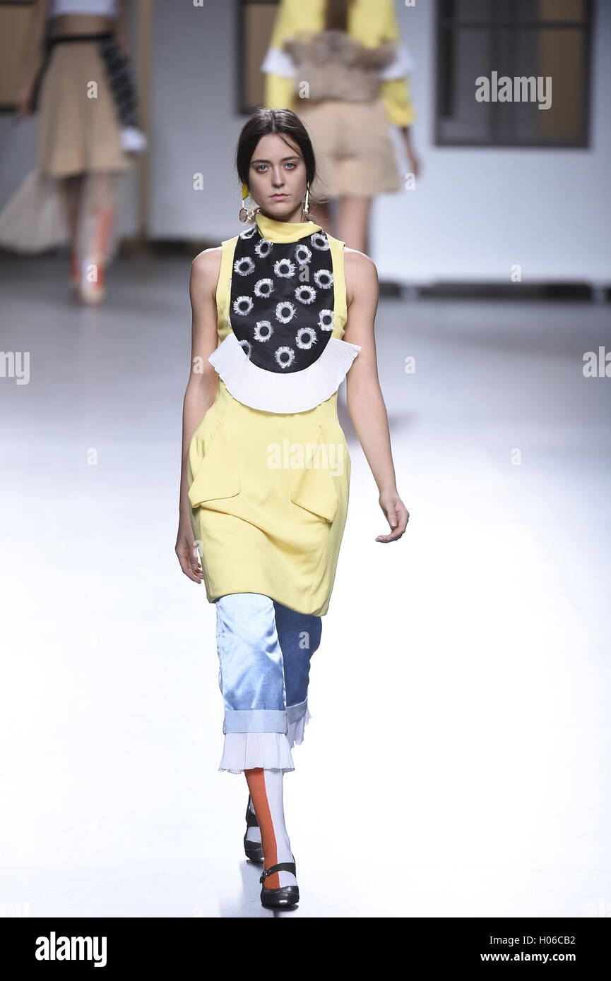 A model wears at collection runway a creation from Habey during Samsung ...