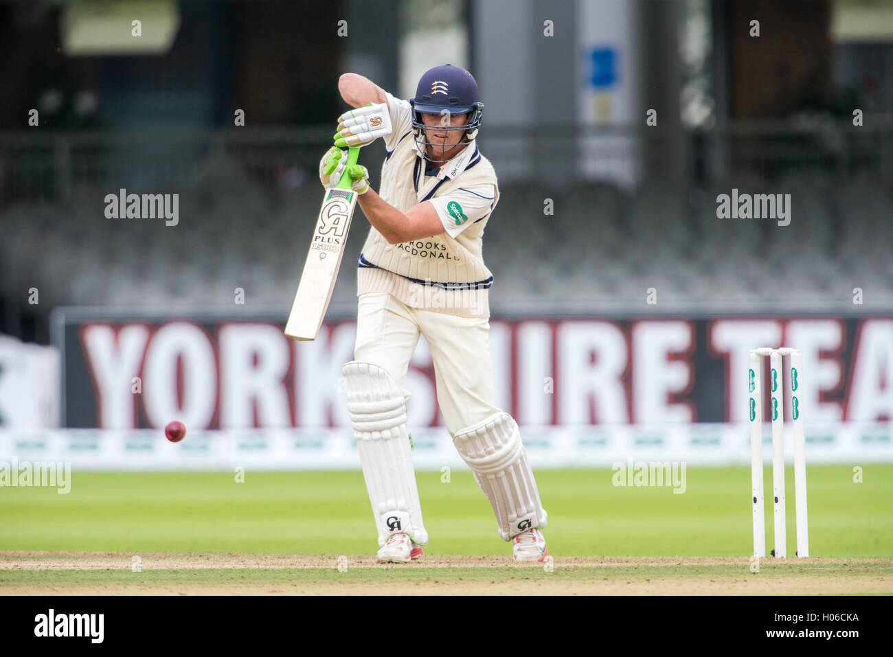 London, UK. 20th Sep, 2016. London, UK 20th Sep, 2016 James Franklin of Middlesex bats on day one of the Specsavers County Championship Division One match between Middlesex and Yorkshire at Lords on September 20, 2016 in London, England. Credit:  Michael Jamison/Alamy Live News Stock Photo