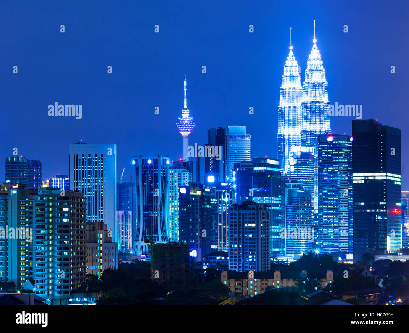 Kuala Lumpur skyline at night Stock Photo - Alamy