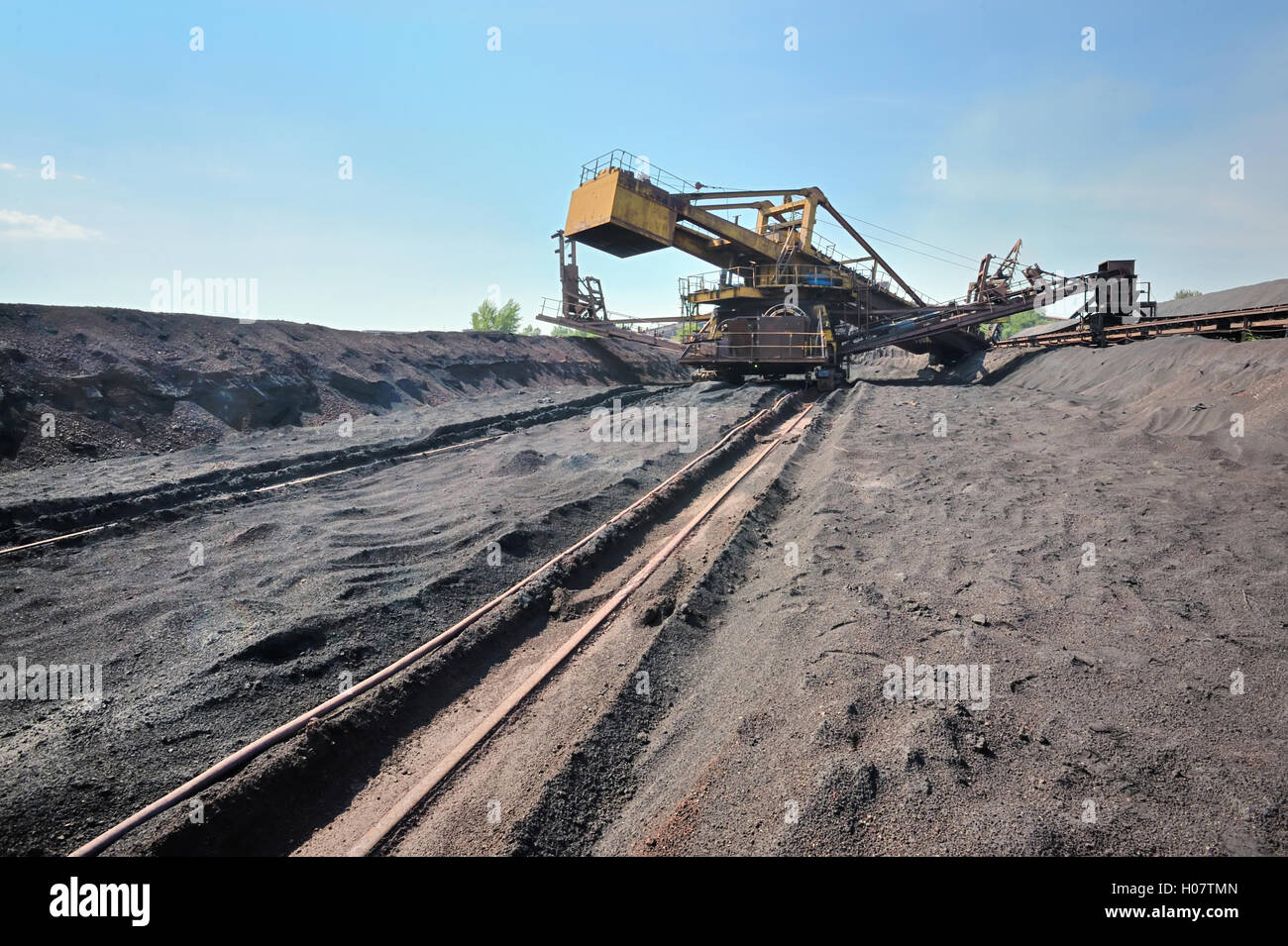 Bucket wheel excavator Stock Photo Alamy