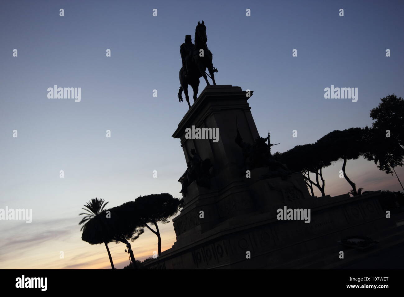 silhouette of equestrian monument at the Gianicolo dedicated to Giuseppe Garibaldi, Rome, Italy Stock Photo