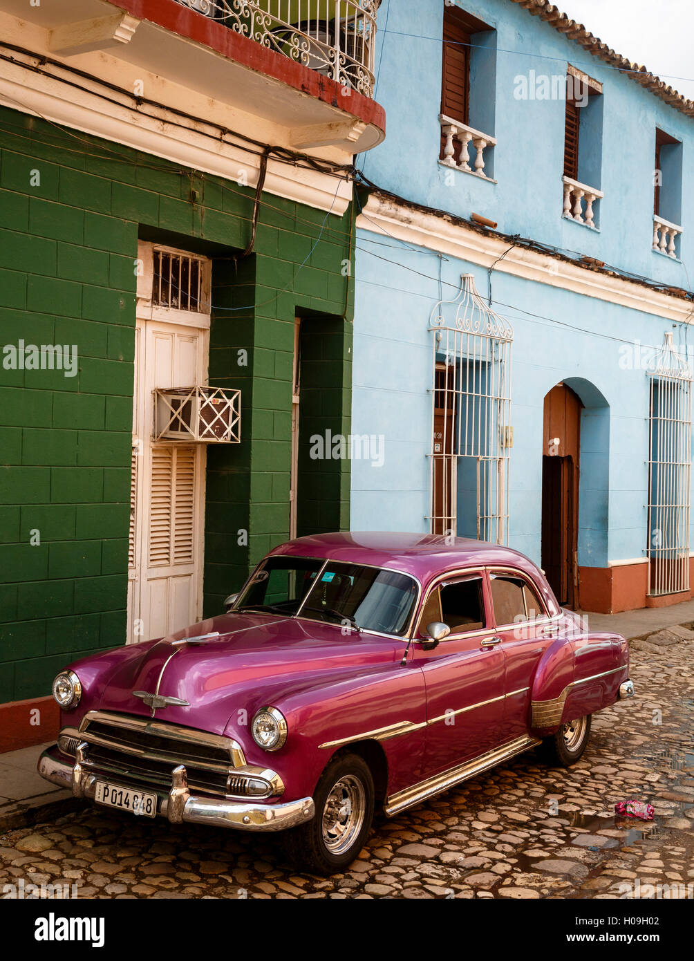 Old American vintage car, Trinidad, Sancti Spiritus Province, Cuba, West Indies, Caribbean, Central America Stock Photo