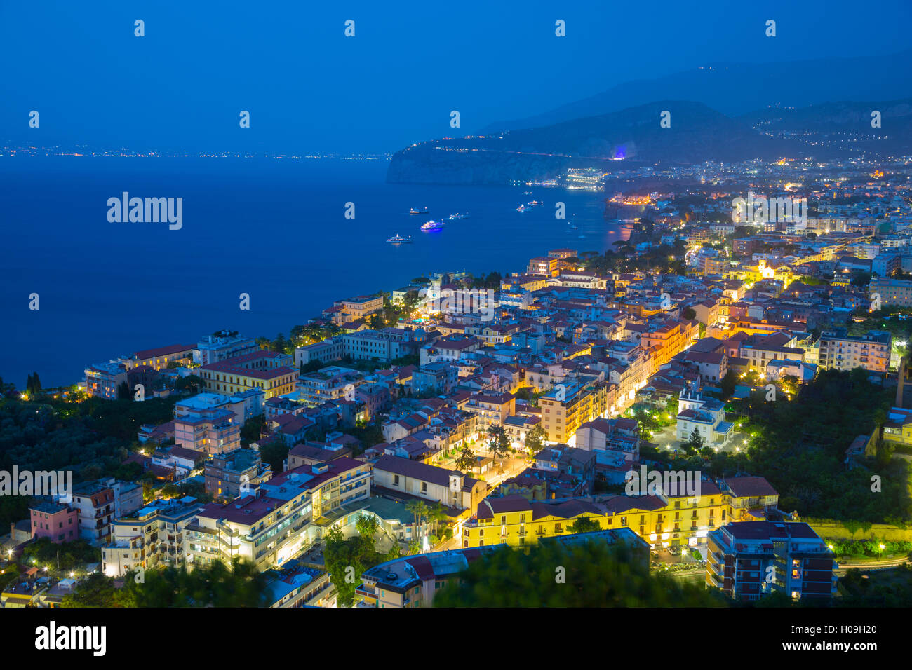 Panoramic view of Sorrento at night, Sorrento, Amalfi Coast, UNESCO ...