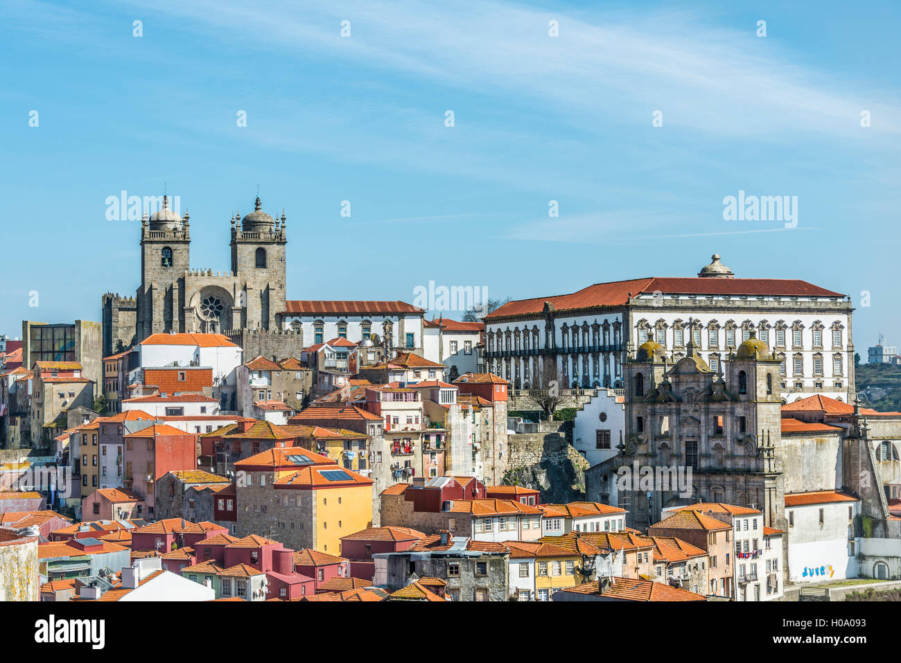 Historic centre with Porto Cathedral, Porto, Portugal Stock Photo
