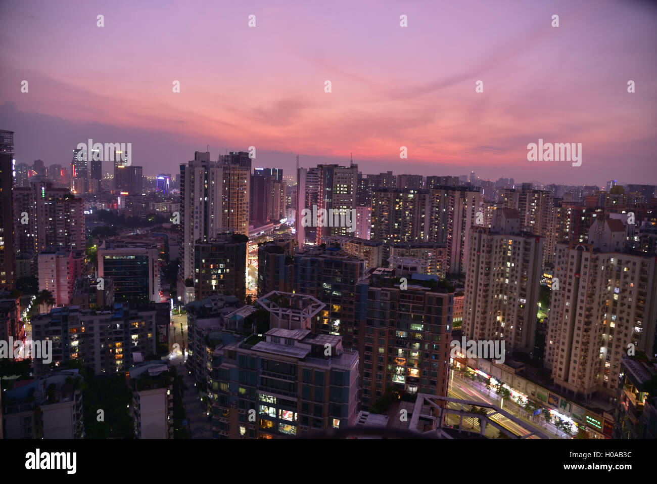 Beautiful residential landscape hi-res stock photography and images - Alamy