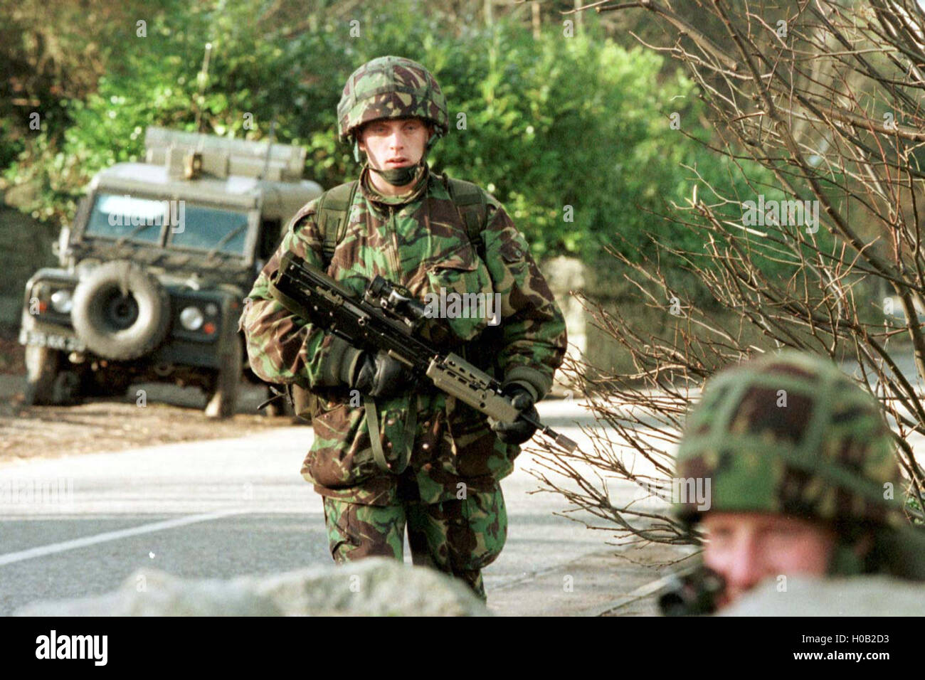 FILESBritish Army troops return to the side roads of South Armagh