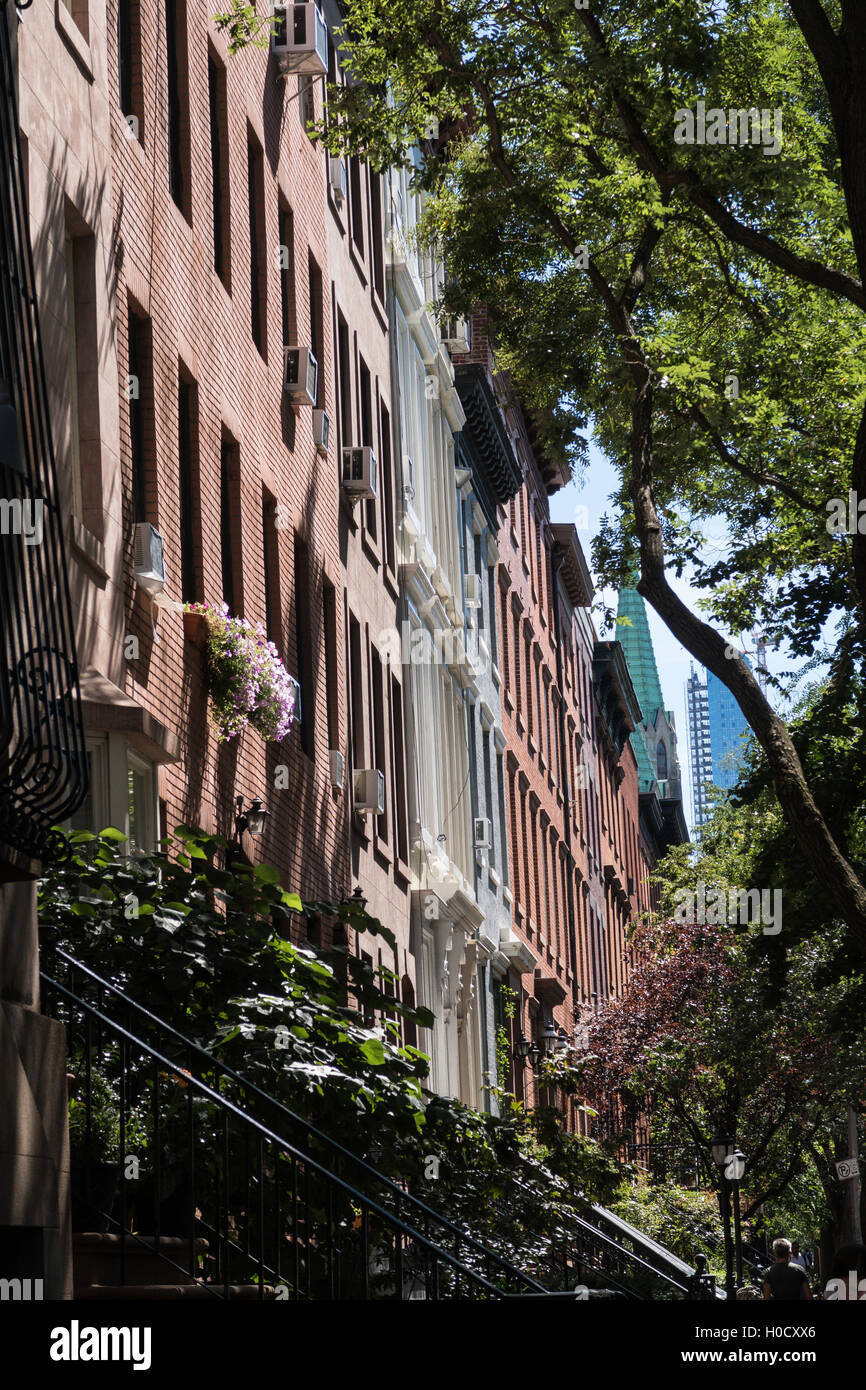 Residential neighborhood in Chelsea, NYC, USA Stock Photo Alamy