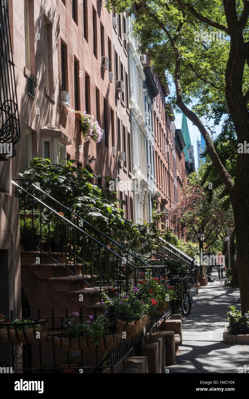 Residential neighborhood in Chelsea, NYC, USA Stock Photo Alamy