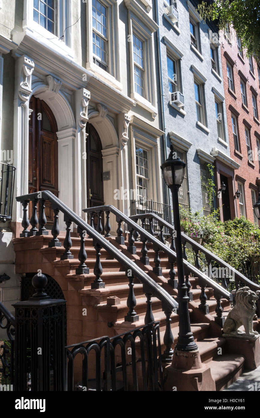 Residential neighborhood in Chelsea, NYC, USA Stock Photo Alamy