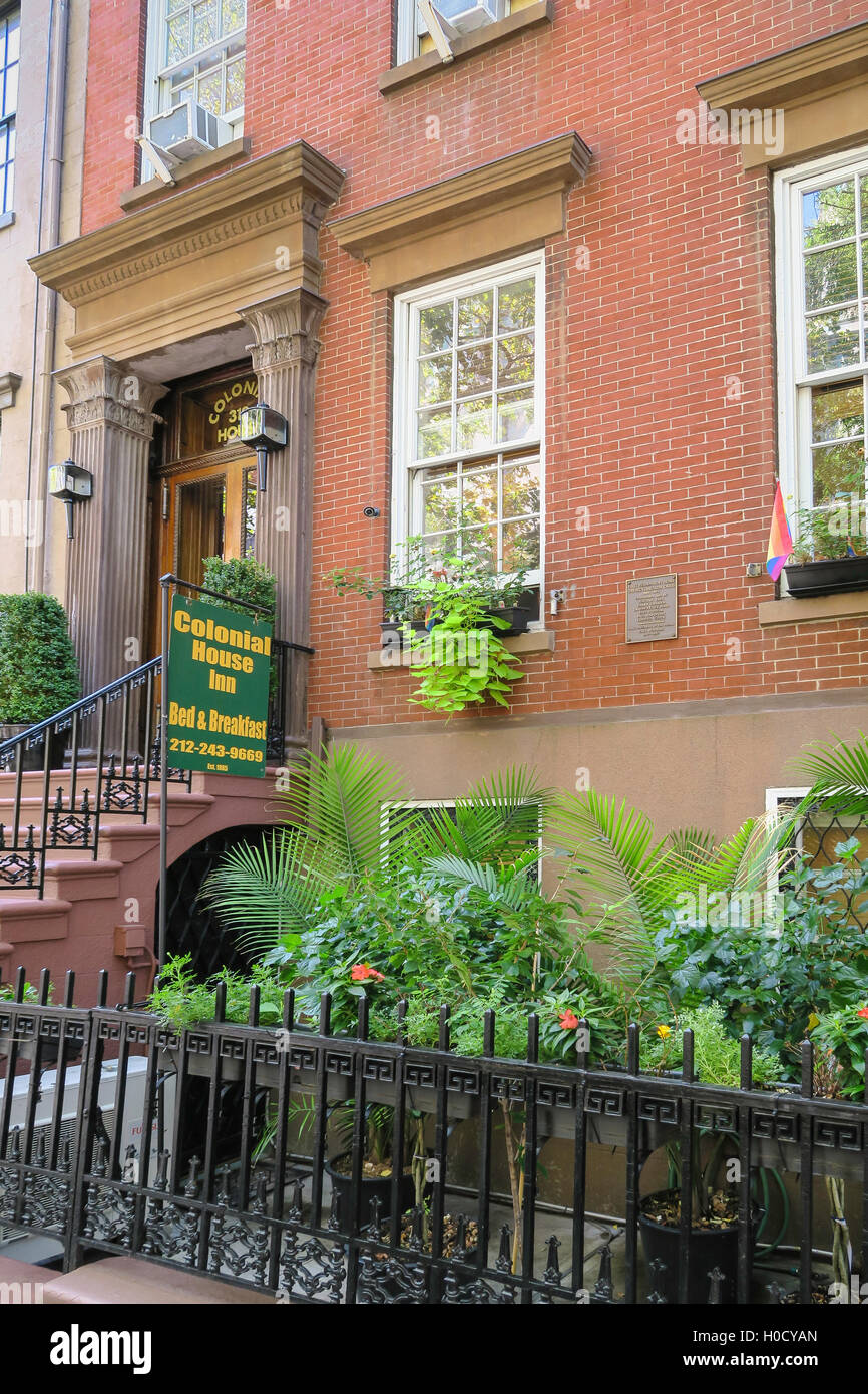 Gay Breakfast Bed High Resolution Stock Photography And Images Alamy