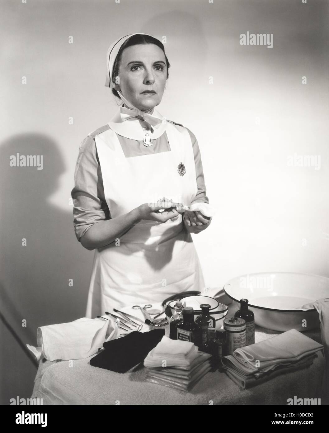 Retro nurse injection hi-res stock photography and images - Alamy