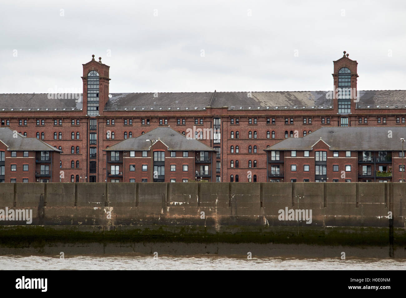 Waterloo docks liverpool hires stock photography and images Alamy