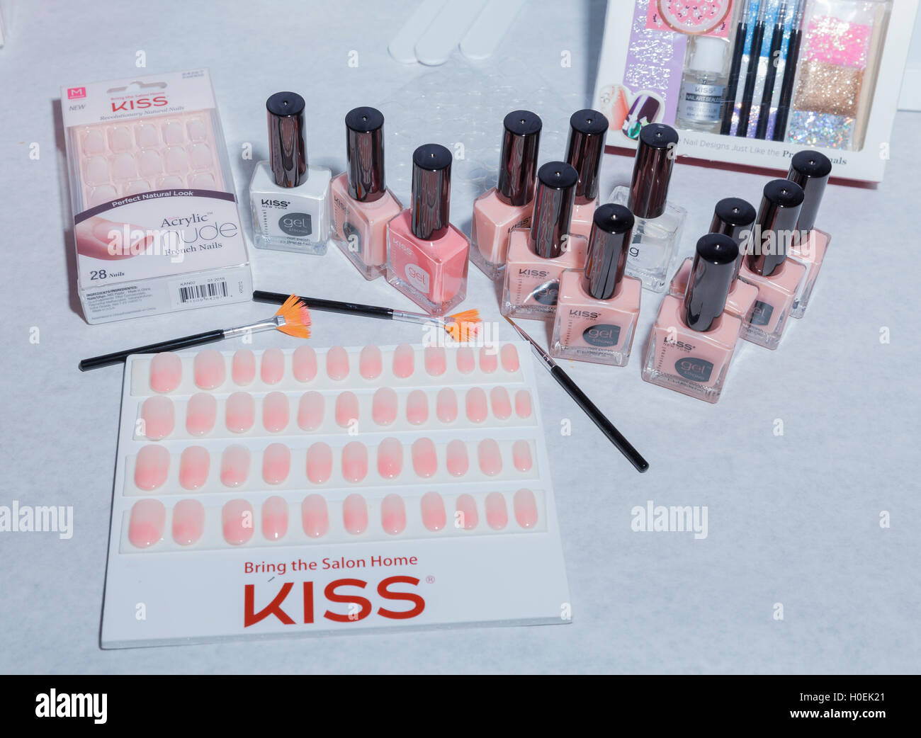 2. KISS Salon Secrets Nail Art Starter Kit - wide 4