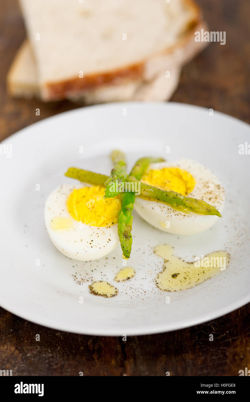 asparagus and eggs Stock Photo Alamy