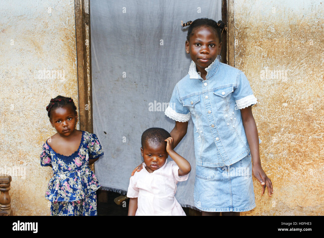 Three African sisters Stock Photo - Alamy