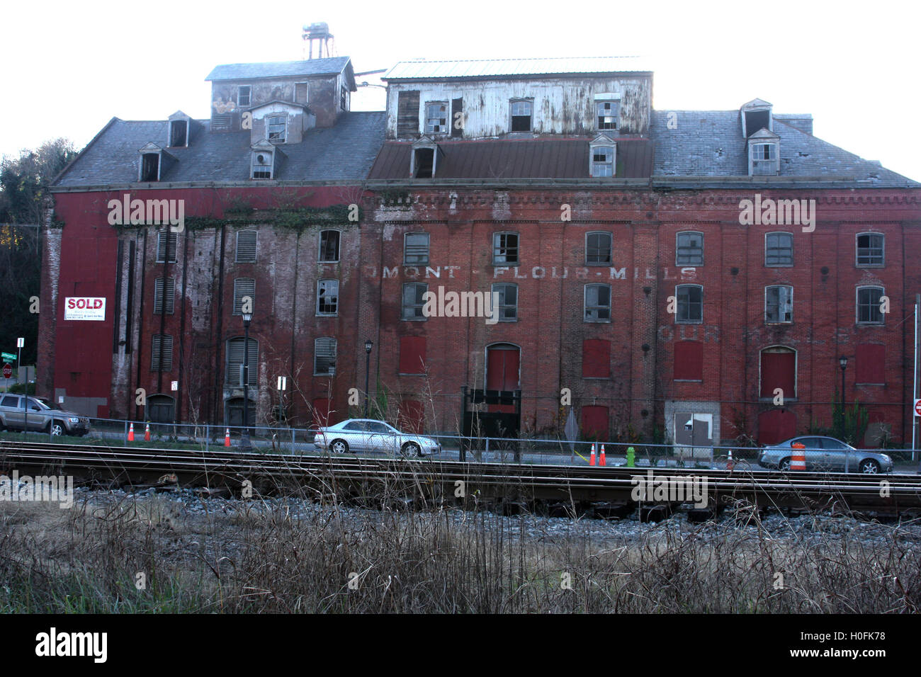 The abandoned Piedmont Flour Mill and Silo buildings on Jefferson
