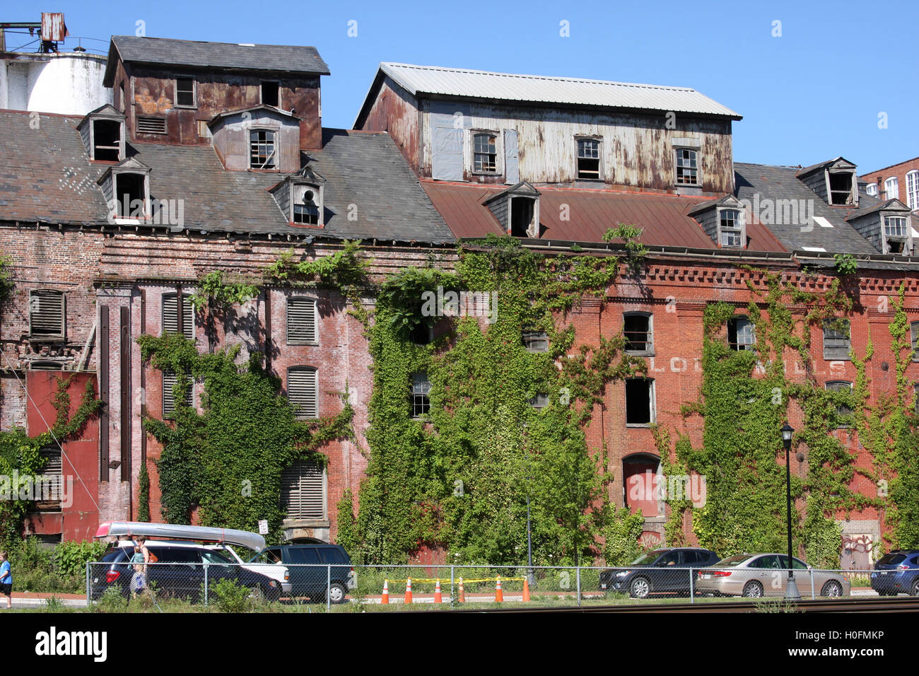 The abandoned Piedmont Flour Mill and Silo buildings on Jefferson