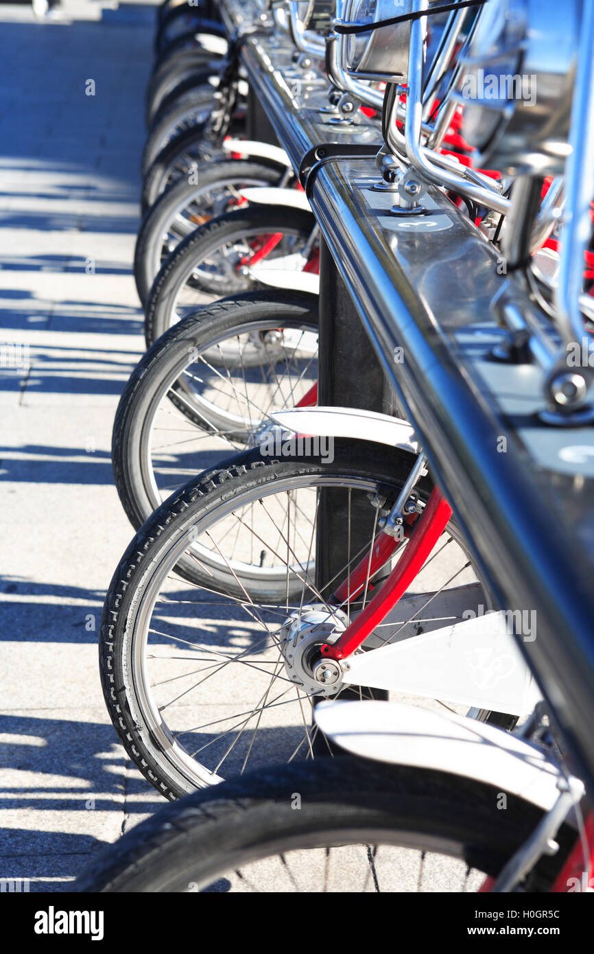 Rent a cycle hi-res stock photography and images - Alamy