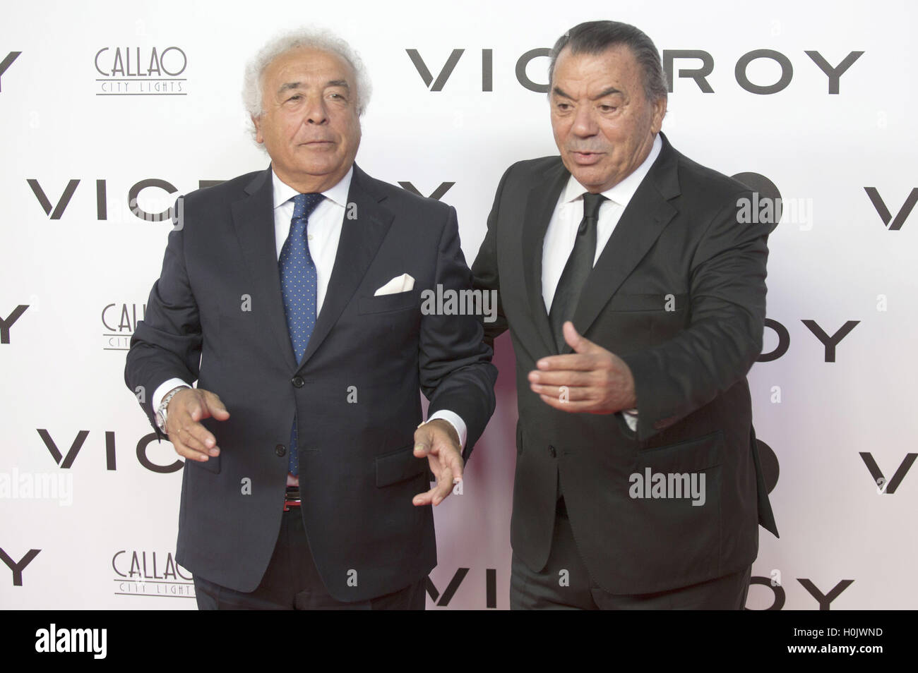 Madrid, Spain. 19th Sep, 2016. Los del Rio attend the 'Soy Uno Entre Cien Mil' premiere at Callao cinema on September 19, 2016 in Madrid, Spain. | Verwendung weltweit © dpa/Alamy Live News Stock Photo