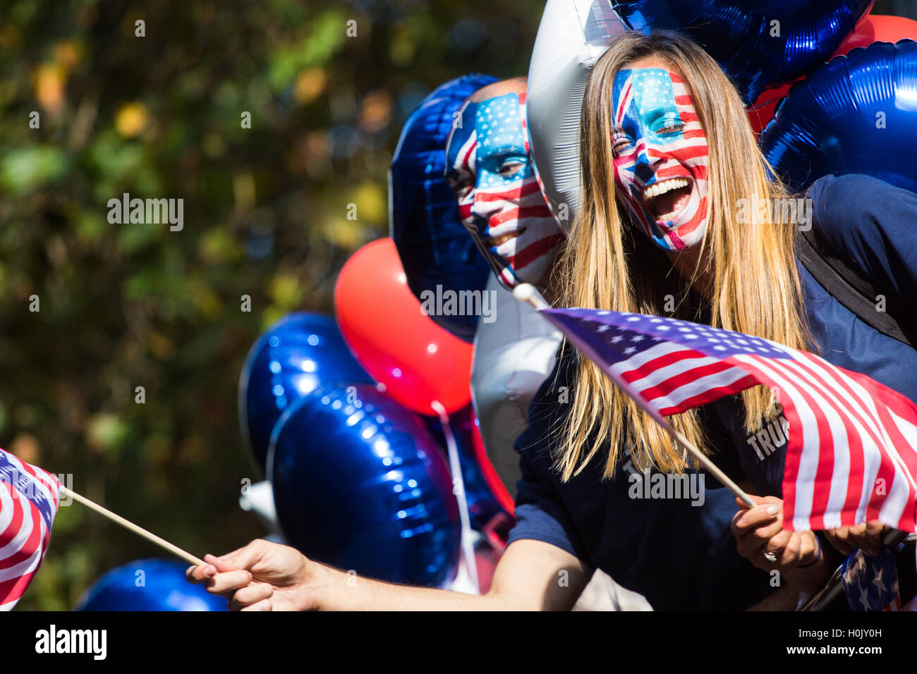 London, September 21st 2016. A "Stop Trump" open topped red London double-decker bus tours central London in a bid to encourage US expats to vote for Clinton. XXXX. Credit:  Paul Davey/Alamy Live News Stock Photo