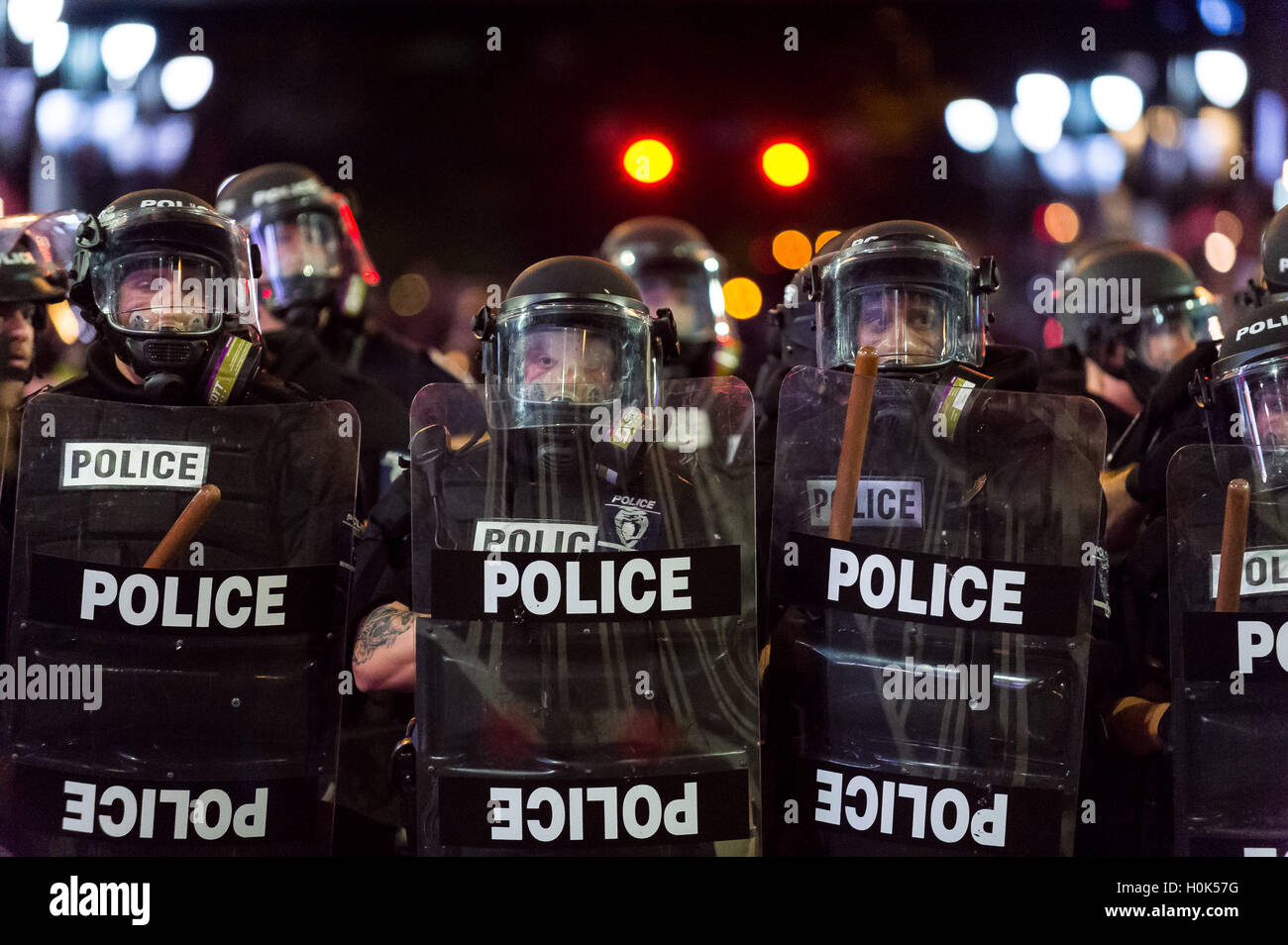 Charlotte, North Carolina, USA. 21st Sep, 2016. Police officers line up ...