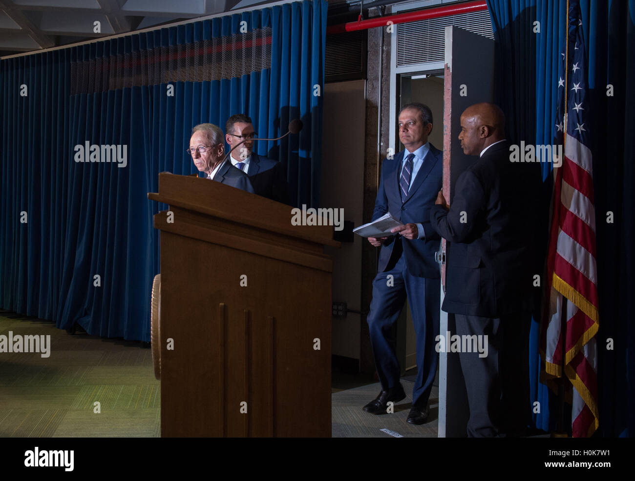 New York, NY, USA. 21st Sep, 2016. PREET BHARARA, U.S. Attorney General for the Southern District of New York, arrives to announce criminal civil rights and obstruction charges against five New York State correction officers involved in a November 2013 beating of an inmate at the Downstate Correctional Facility in Fishkill, New York. © Bryan Smith/ZUMA Wire/Alamy Live News Stock Photo