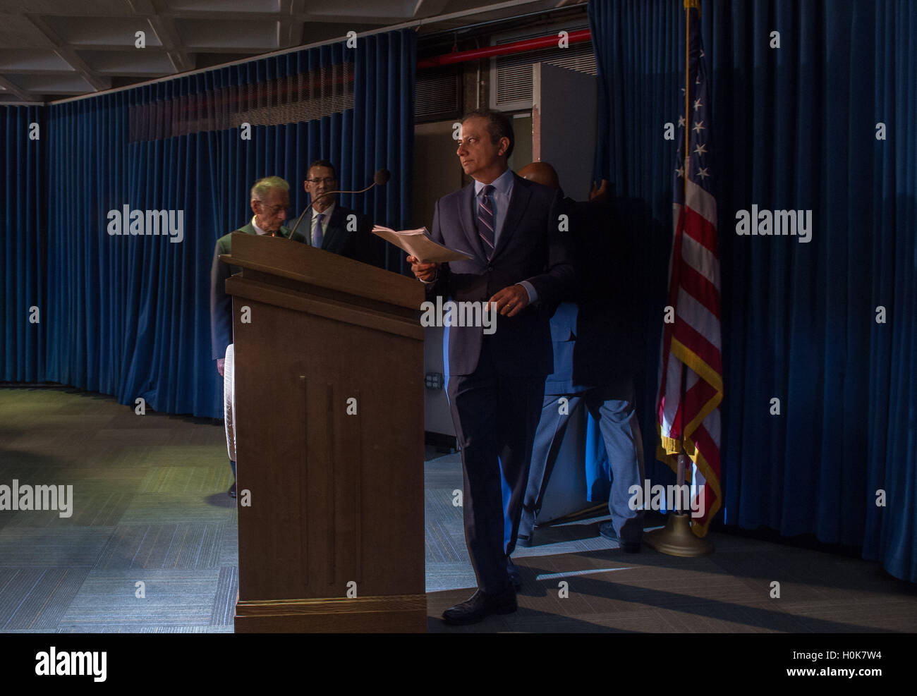 New York, NY, USA. 21st Sep, 2016. PREET BHARARA, U.S. Attorney General for the Southern District of New York, arrives to announce criminal civil rights and obstruction charges against five New York State correction officers involved in a November 2013 beating of an inmate at the Downstate Correctional Facility in Fishkill, New York. © Bryan Smith/ZUMA Wire/Alamy Live News Stock Photo