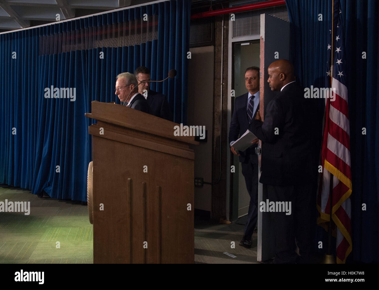 New York, NY, USA. 21st Sep, 2016. PREET BHARARA, U.S. Attorney General for the Southern District of New York, arrives to announce criminal civil rights and obstruction charges against five New York State correction officers involved in a November 2013 beating of an inmate at the Downstate Correctional Facility in Fishkill, New York. © Bryan Smith/ZUMA Wire/Alamy Live News Stock Photo