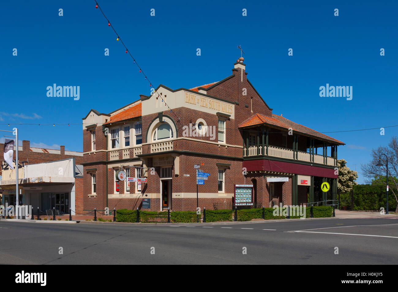 Historic building built for the Bank of New South Wales West Wyalong