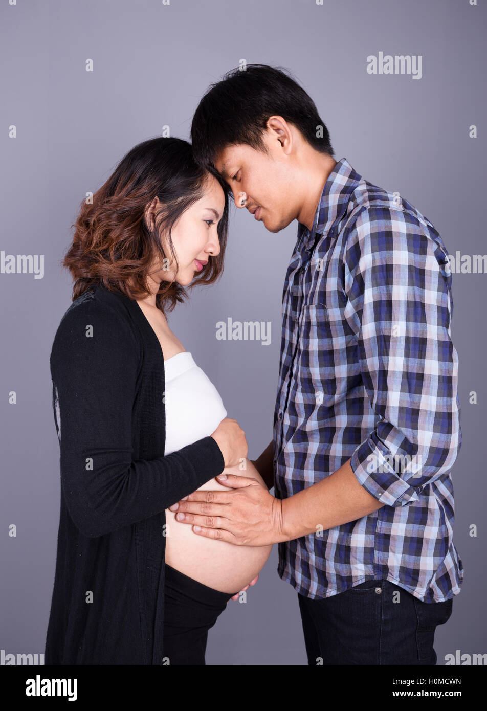 Korean couple baby hi-res stock photography and images - Alamy