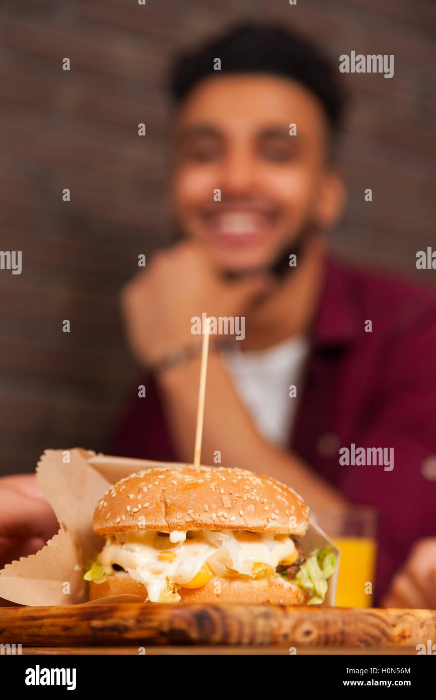 Man sitting table hamburger hi-res stock photography and images - Alamy Man sitting table hamburger hi-res stock photography and images - Alamy