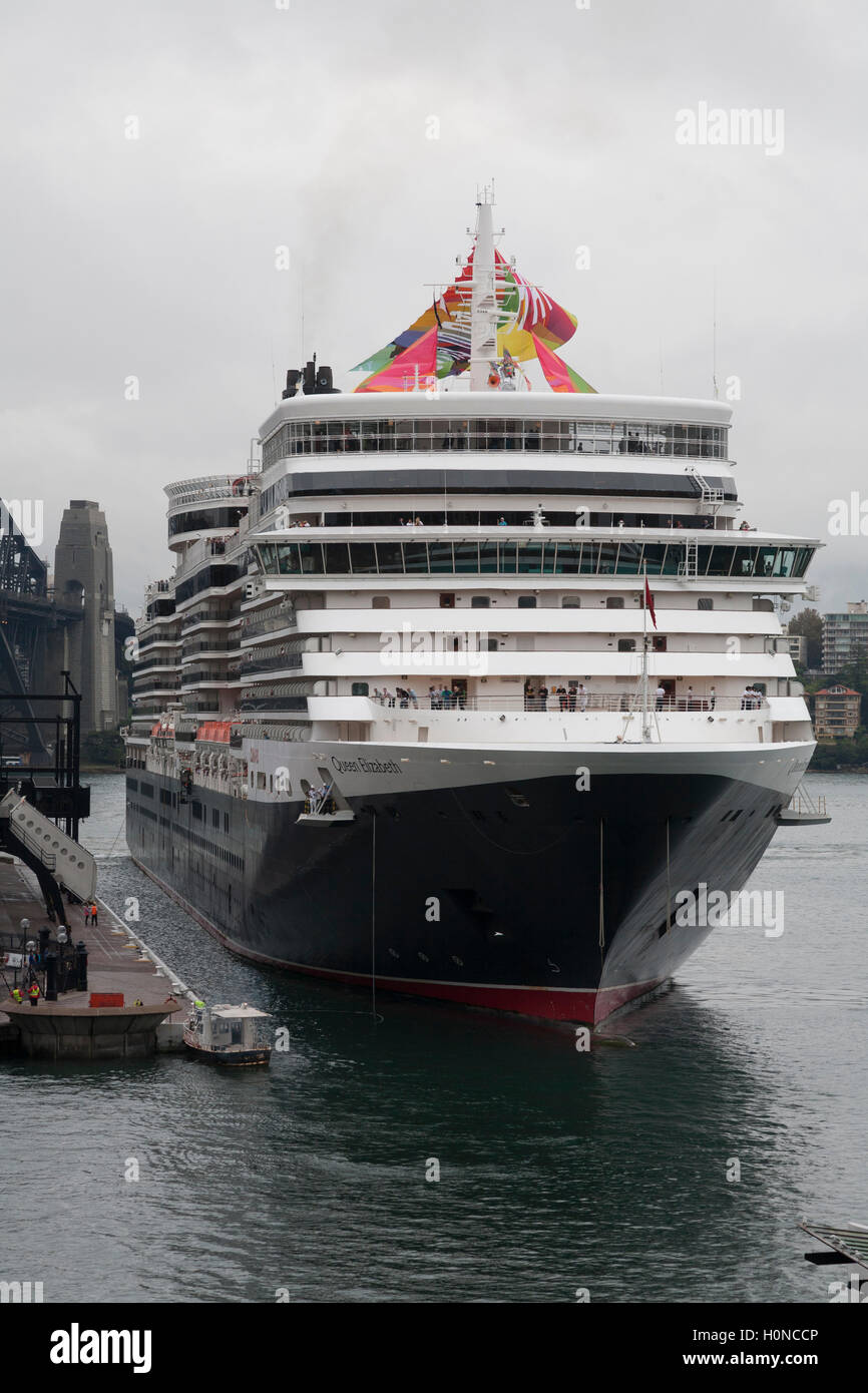 The mv elizabeth hi-res stock photography and images - Alamy