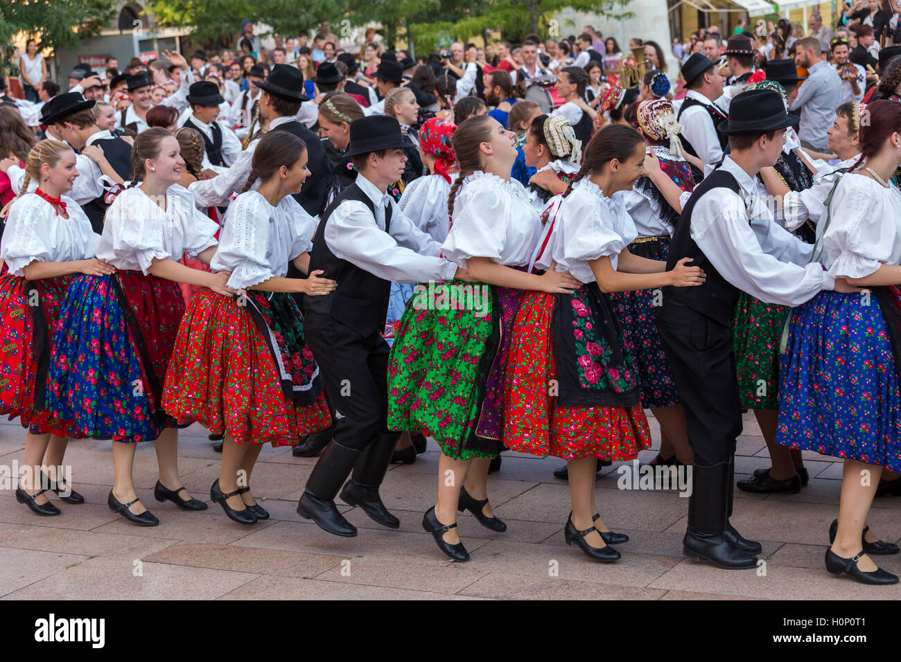 International folk dance festival (Delikapu Folk Dance Festival) ,city