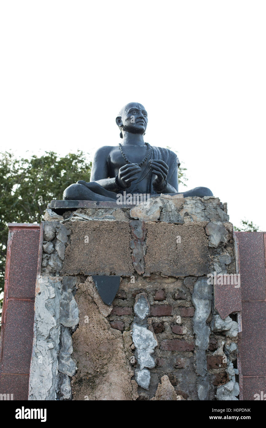 Tankbund Statues on Tank Bund Road in Hyderabad,India Stock Photo Alamy